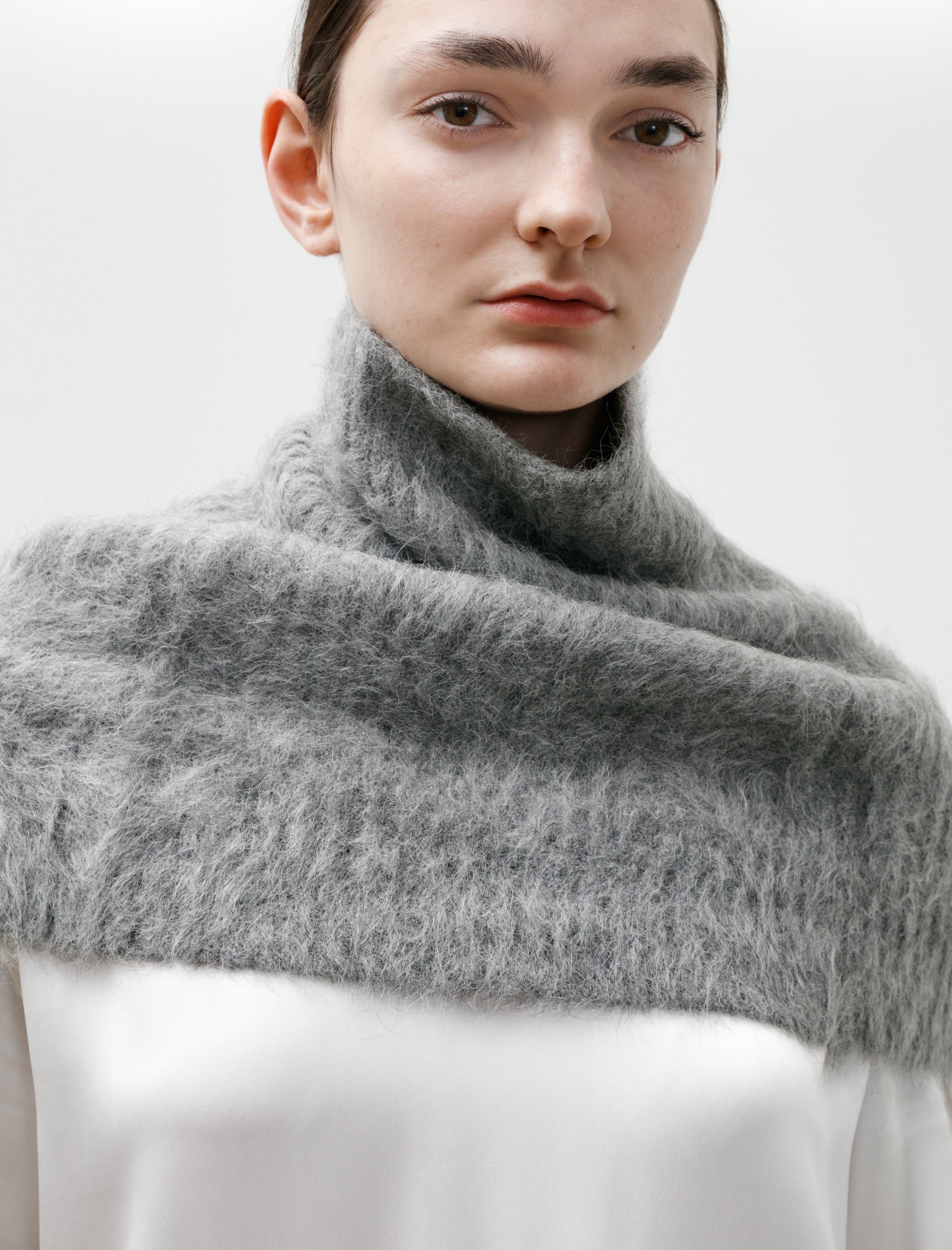 Totême Funnel Alpaca Blend Neck Warmer - Grey Melange