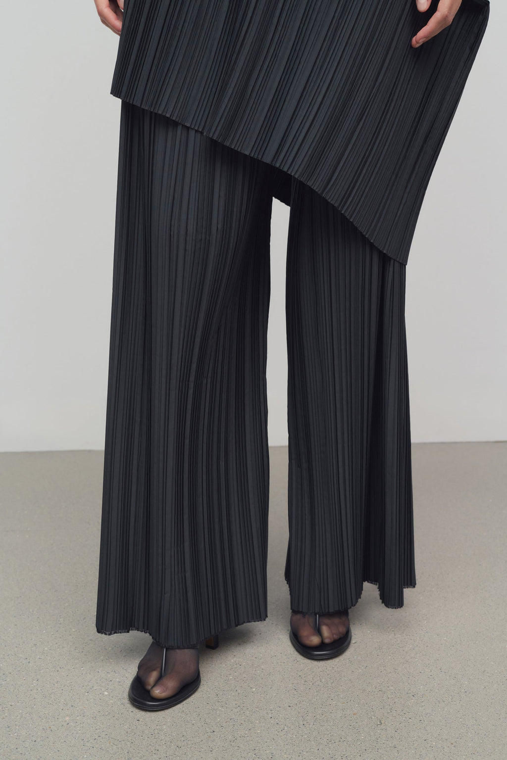 The Row Gala Pant - Black