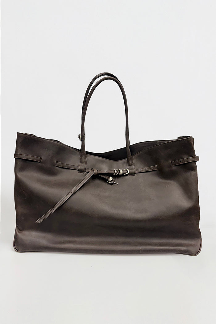 MARGESHERWOOD Grandma Used Bag XL - Washed Brown Embossed Pull-Up