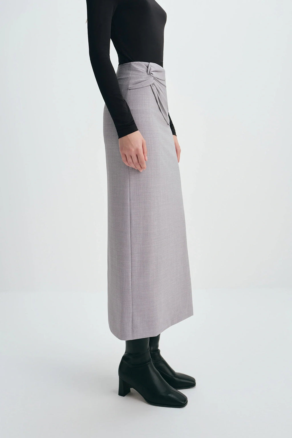 Sophie Rue Ginny Knot Waist Midi Skirt - Gray