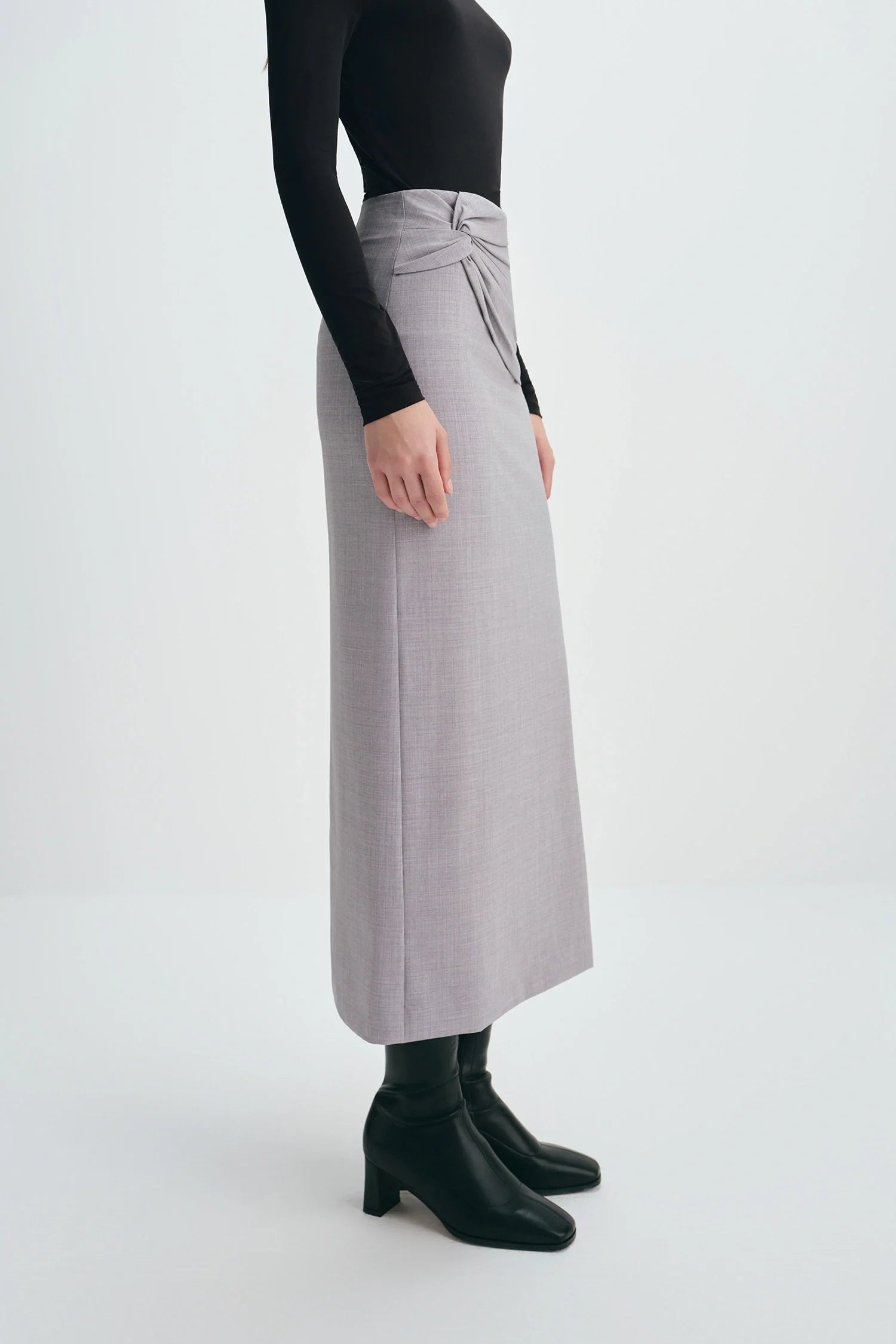 Sophie Rue Ginny Knot Waist Midi Skirt - Gray