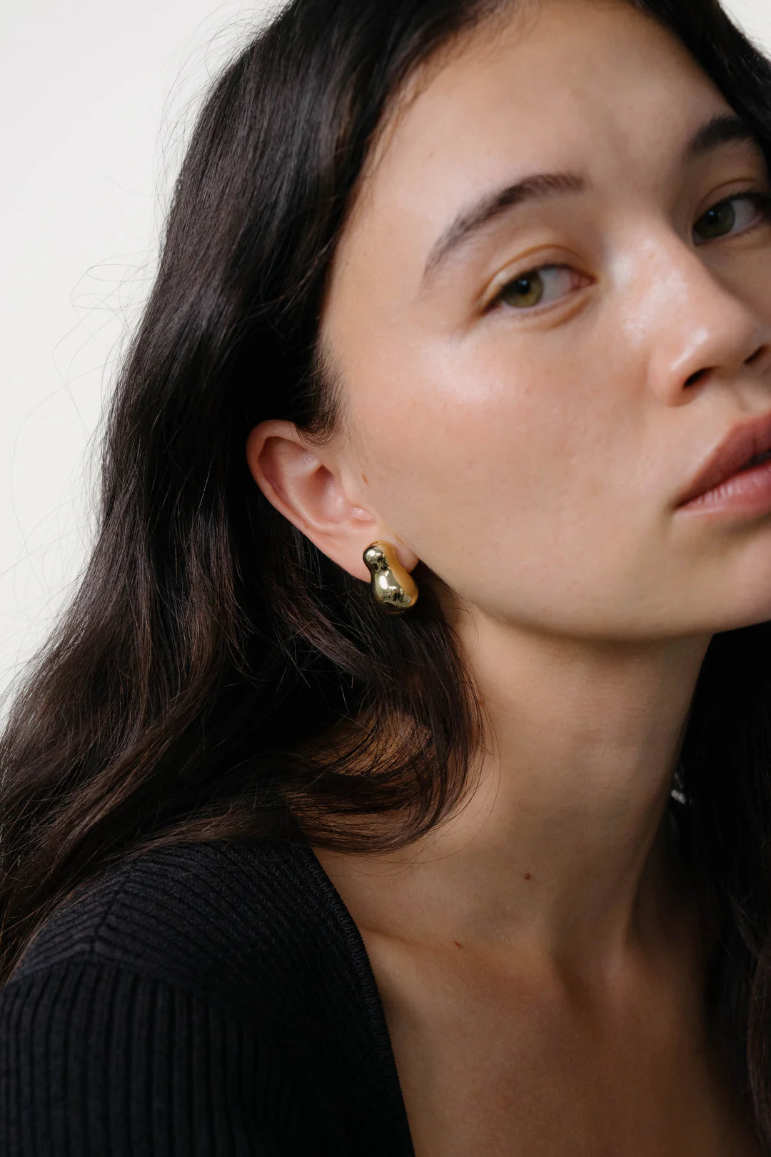 Kara Yoo Willa Stud Earrings