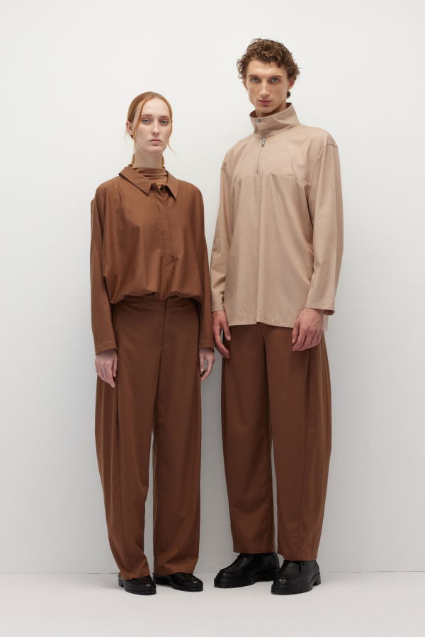HUNDR. Low-Waist Pleated Slim-Fit Trousers