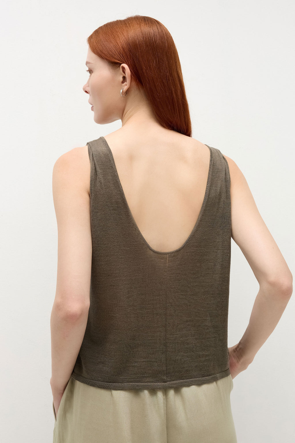 HUNDR. Shoulder Pleated Vest