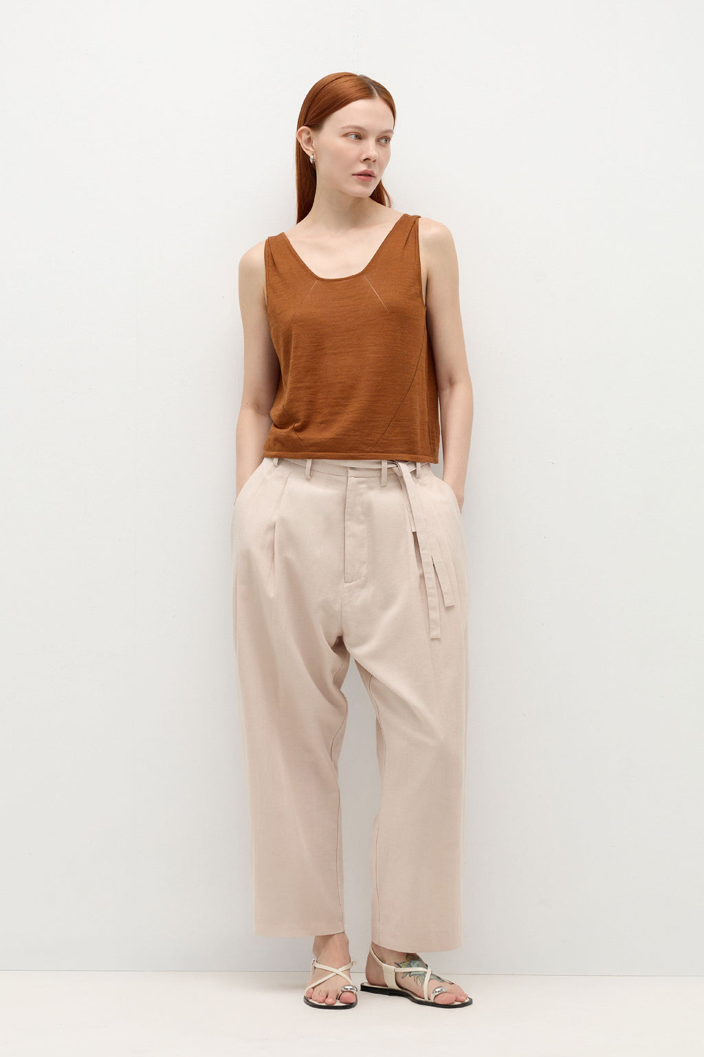 HUNDR. Shoulder Pleated Vest