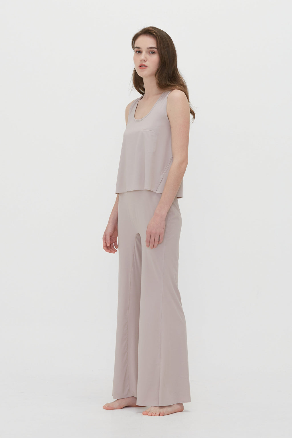 HUNDR. TENCEL™ Modal Flared Pants