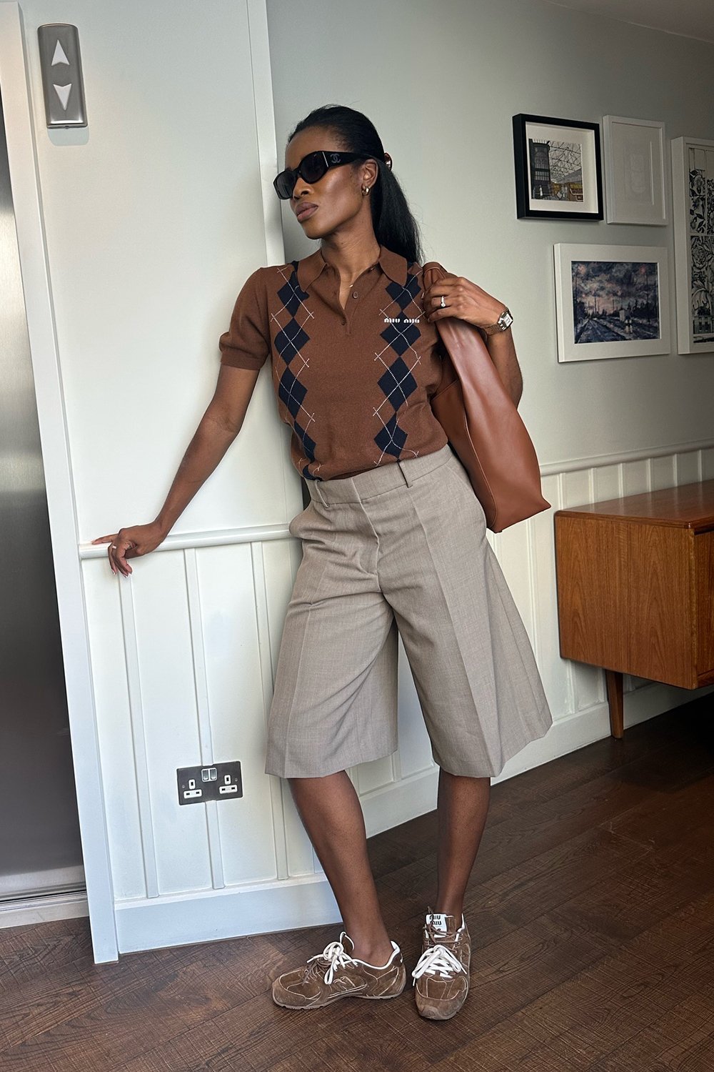 House of Sunny The Big Sling Bag - Chocolate