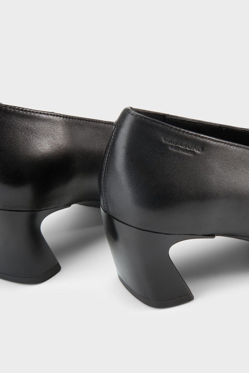 Vagabond Ilona Pumps - Black