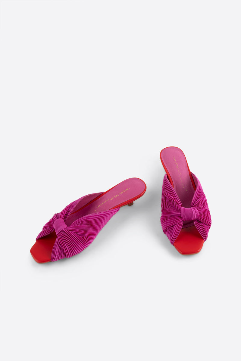 "INTENTIONALLY __________." CURFEW KITTEN HEEL - Black/Flamingo/Grass