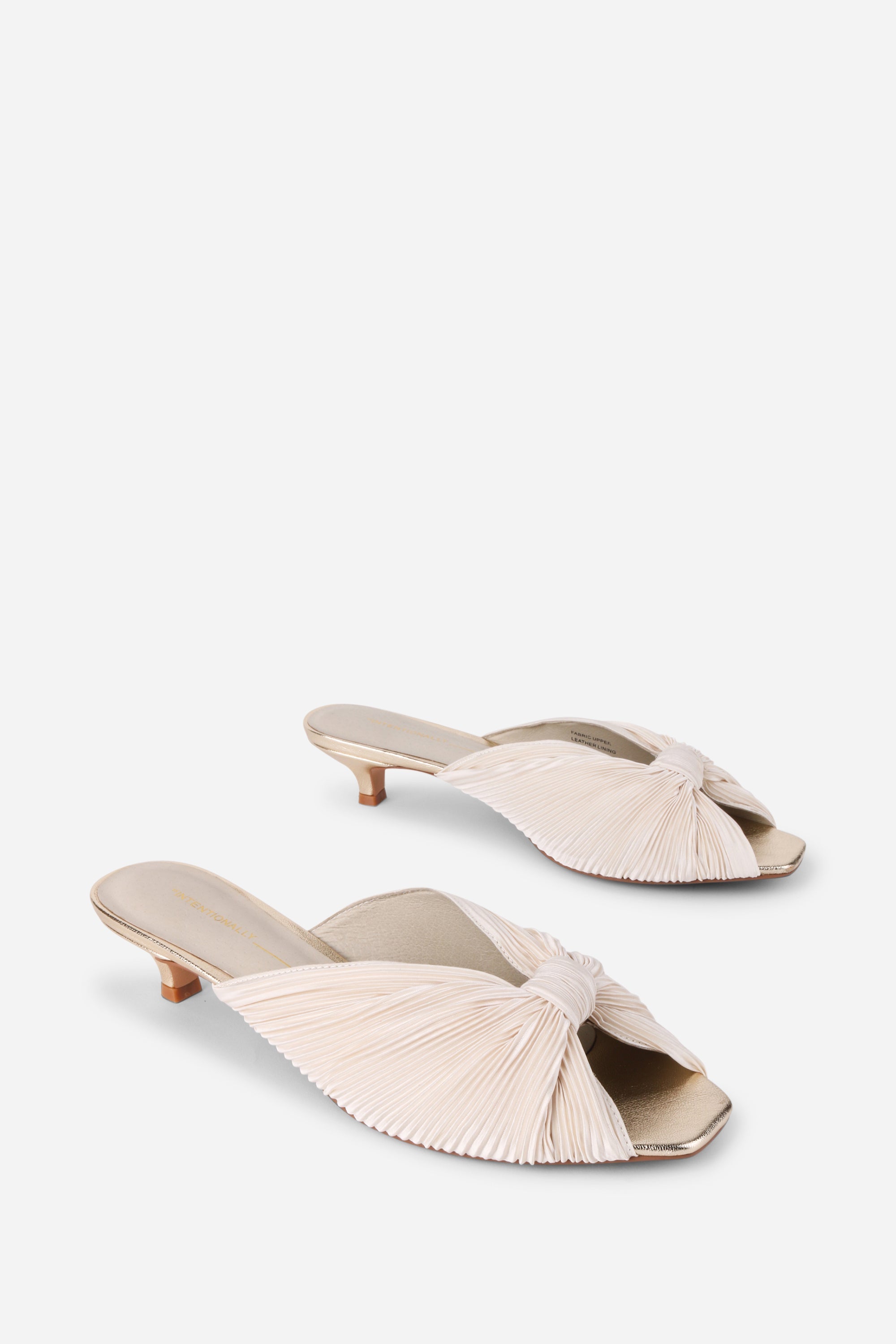 "INTENTIONALLY __________." CURFEW KITTEN HEEL - Black/Flamingo/Grass