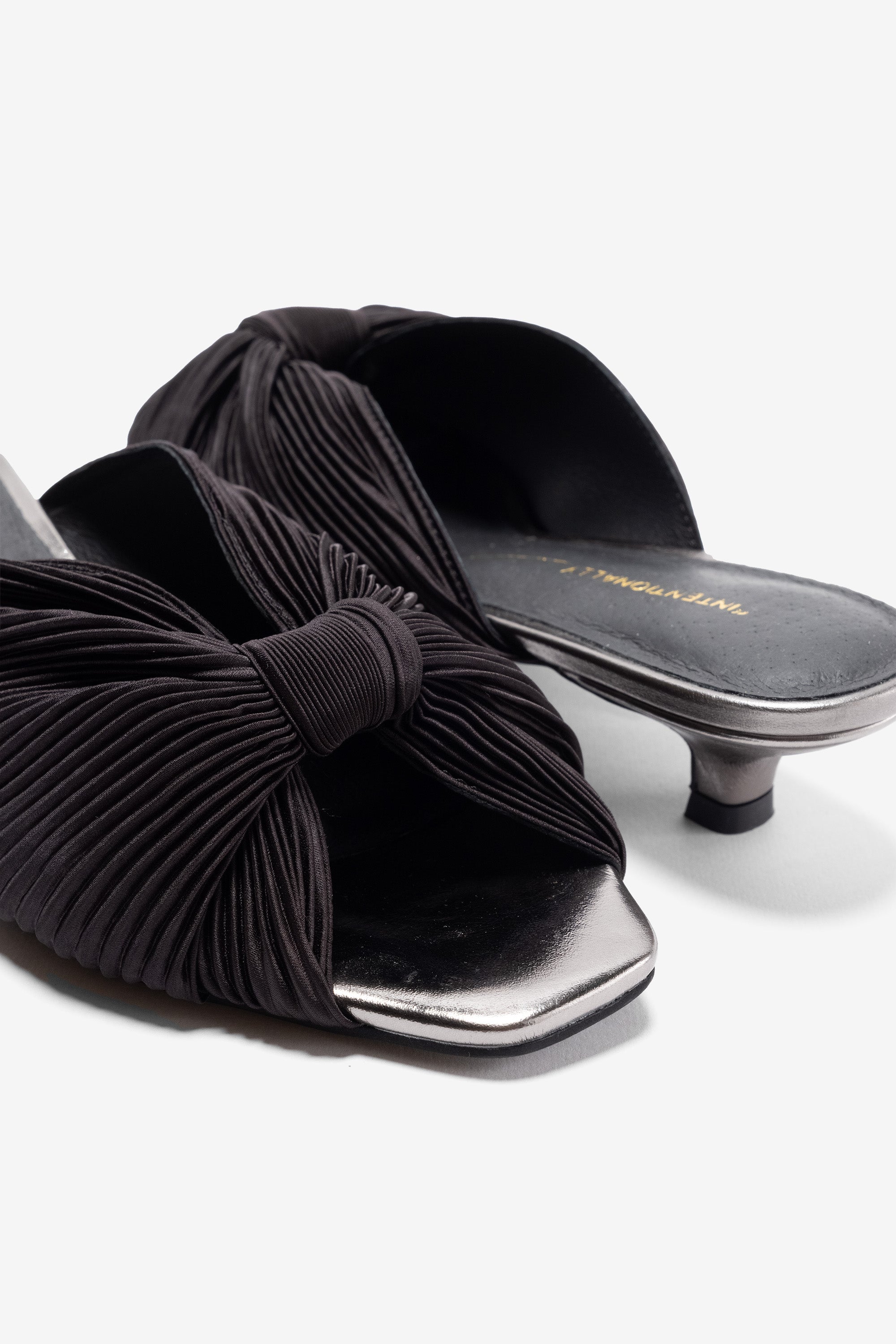 "INTENTIONALLY __________." CURFEW KITTEN HEEL - Black/Flamingo/Grass