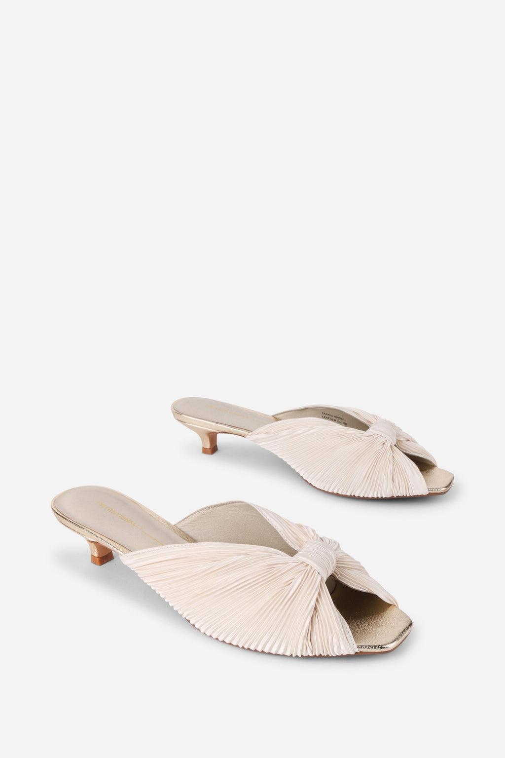 "INTENTIONALLY __________." CURFEW KITTEN HEEL - Black/Flamingo/Grass