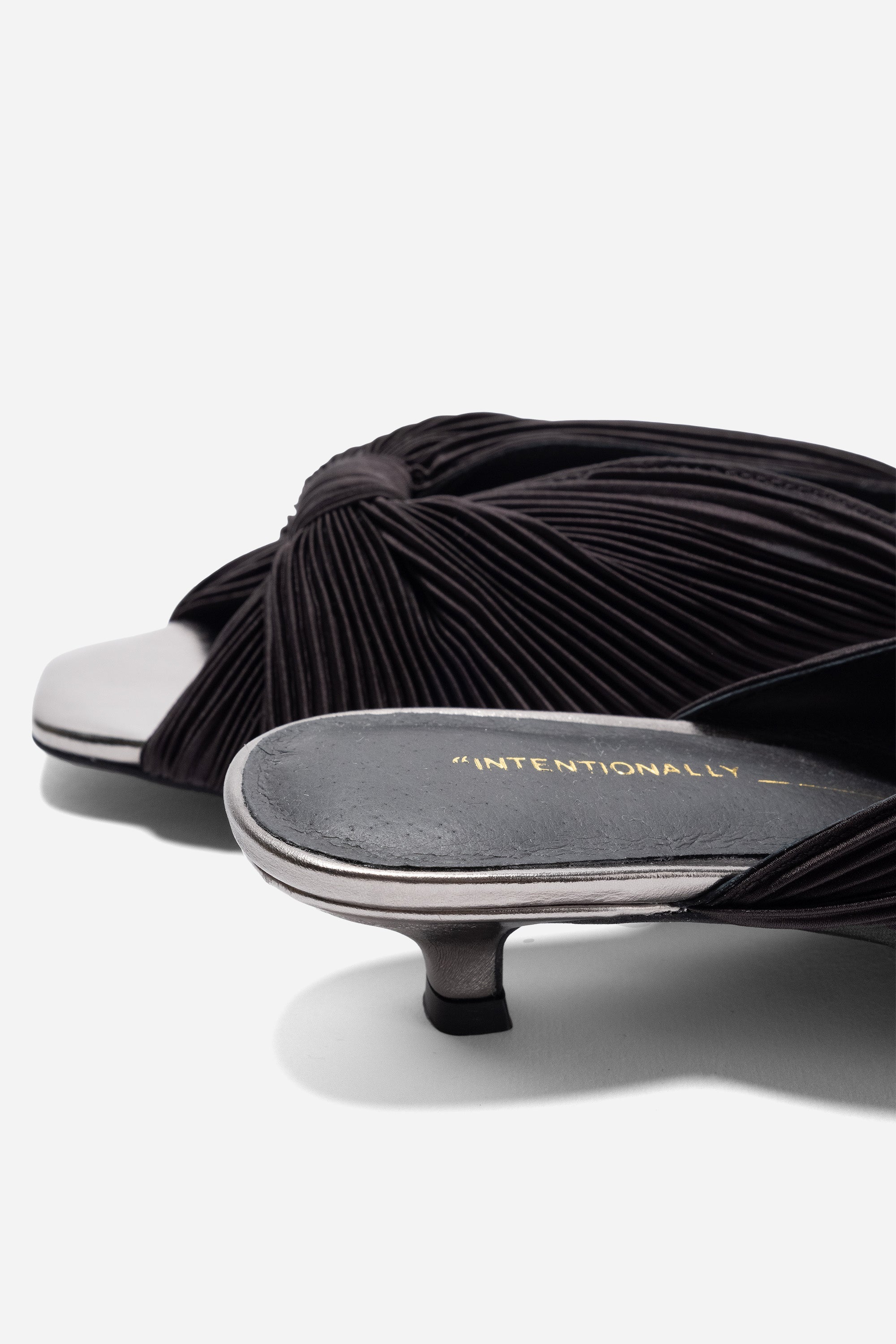 "INTENTIONALLY __________." CURFEW KITTEN HEEL - Black/Flamingo/Grass