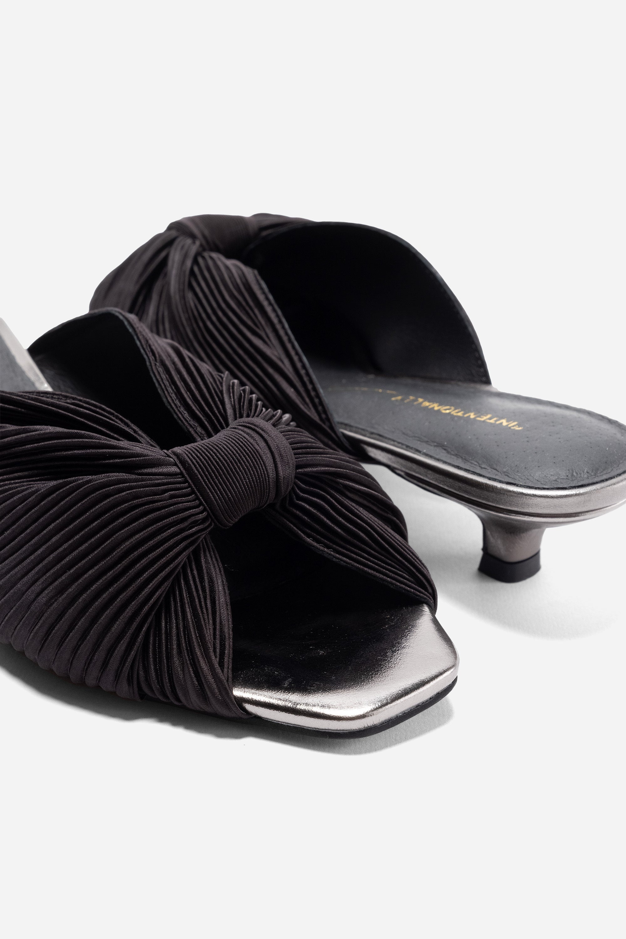 "INTENTIONALLY __________." CURFEW KITTEN HEEL - Black/Flamingo/Grass