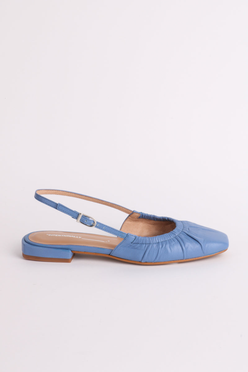 "INTENTIONALLY __________." DAFF SLINGBACK FLAT - Black/Cream