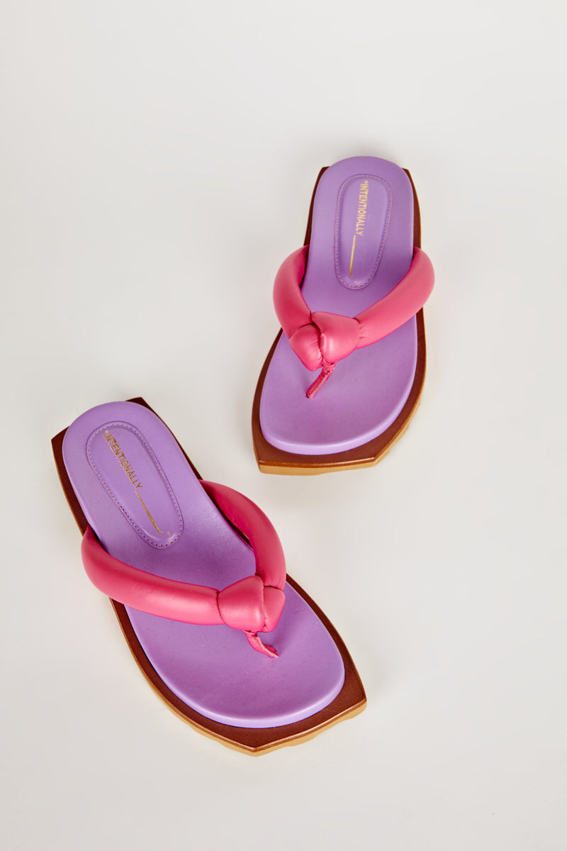 "INTENTIONALLY __________." GOODY SANDAL NATURAL SOLE - Flamingo/Cream