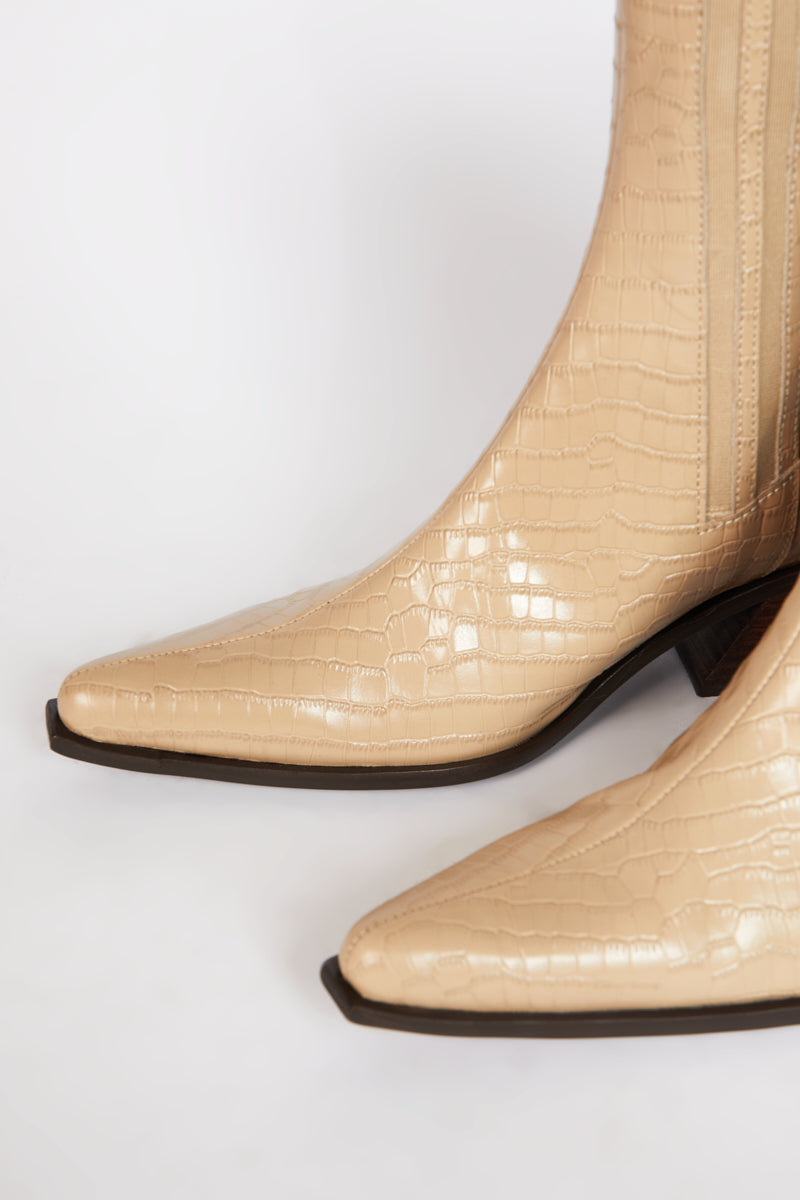 "INTENTIONALLY __________." Hillary Croc Heeled Boot - Apple/Ojai