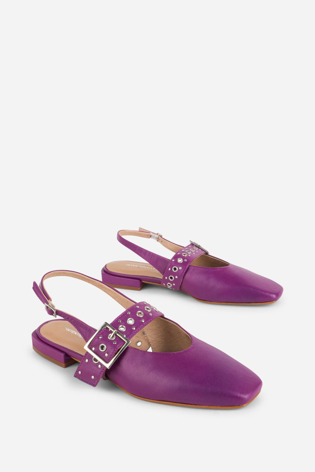 "INTENTIONALLY __________." PEARL SLINGBACK NATURAL SOLE BALLET FLAT - Red/Cream