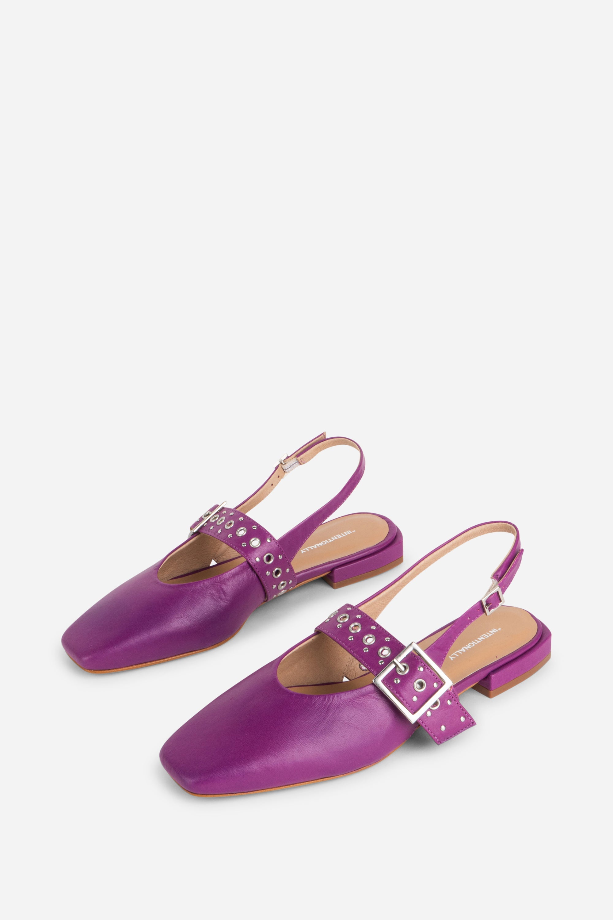 "INTENTIONALLY __________." PEARL SLINGBACK NATURAL SOLE BALLET FLAT - Red/Cream