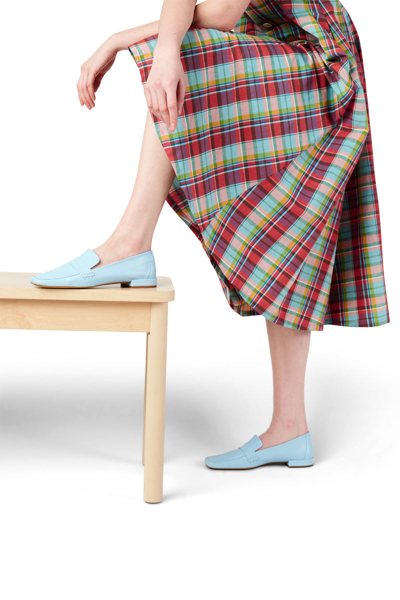 "INTENTIONALLY __________." PINKY LOAFER - Multi