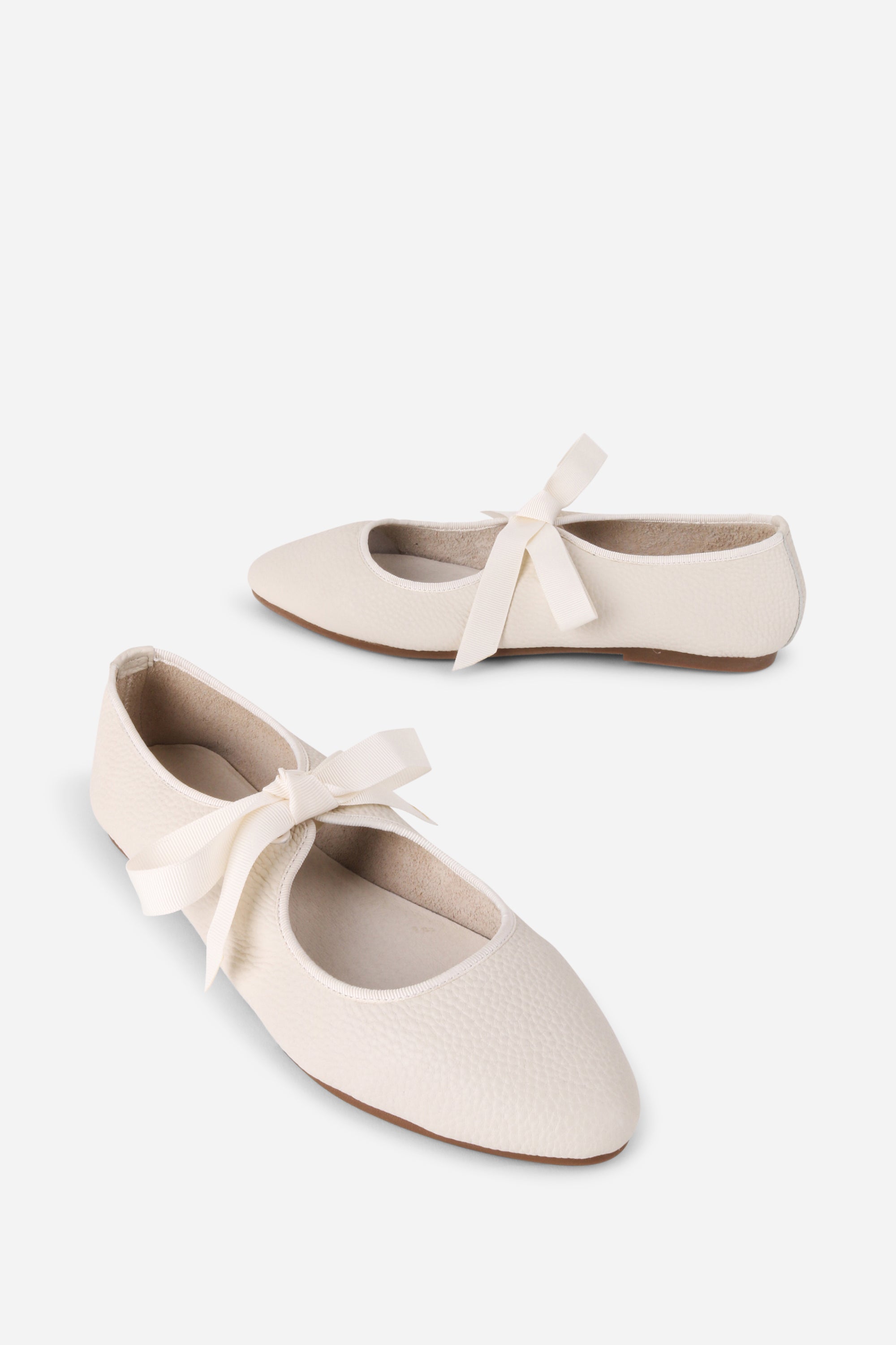 "INTENTIONALLY __________." Valley Sole Ballet Flat - Black