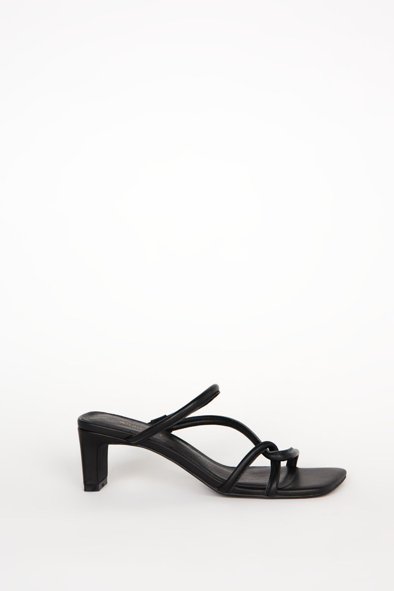 "INTENTIONALLY __________." WILLOW HEELED SANDAL - Black/Cream