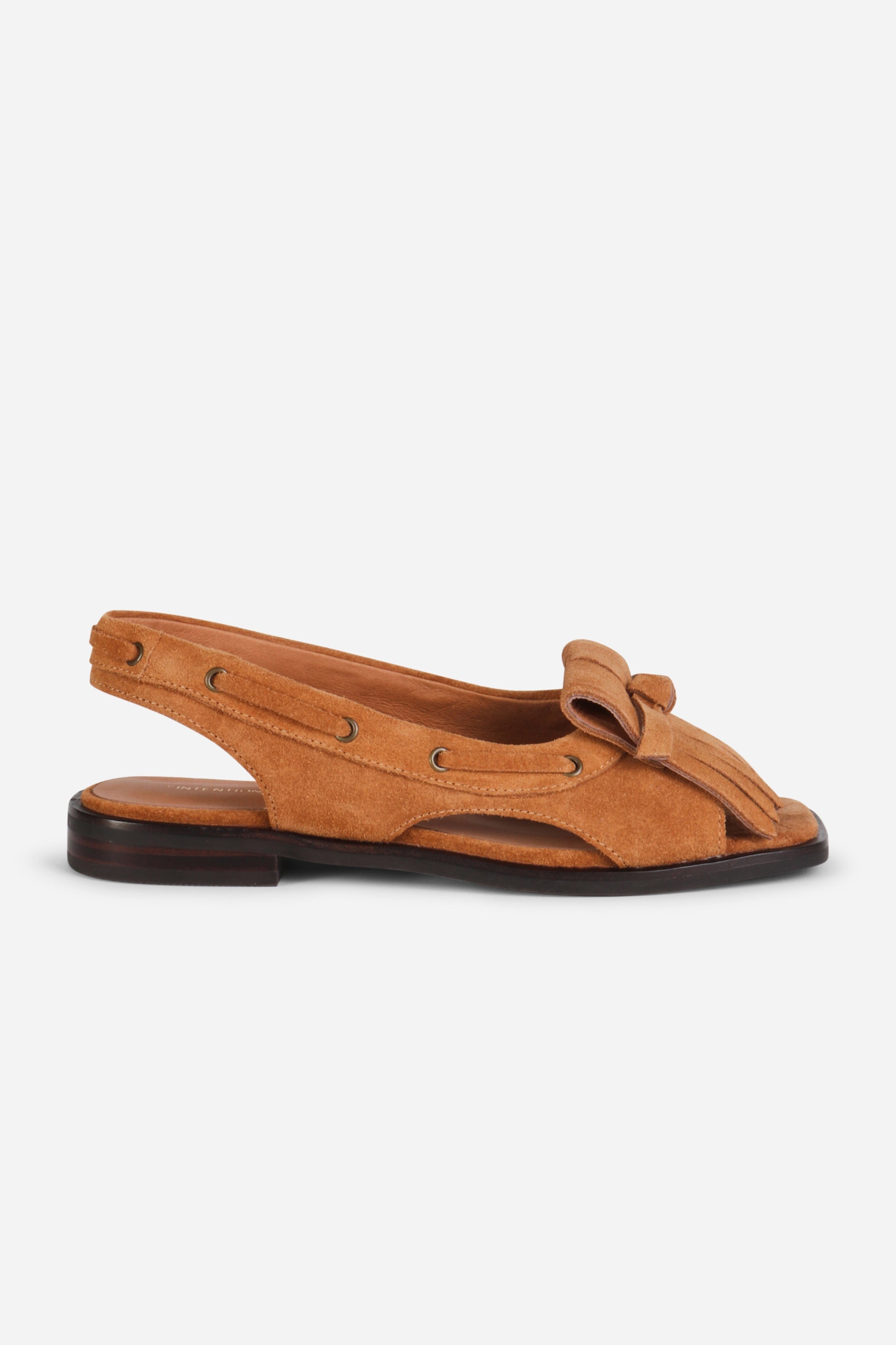 INTENTIONALLY __________. Professor Flat Fringe Sandal - Tawny