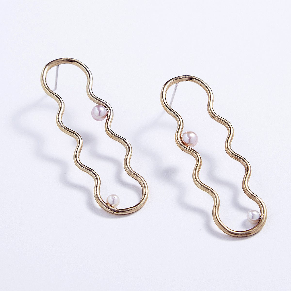 Metalepsis Projects Ito earrings