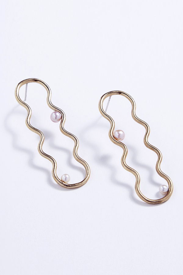 Metalepsis Projects Ito earrings