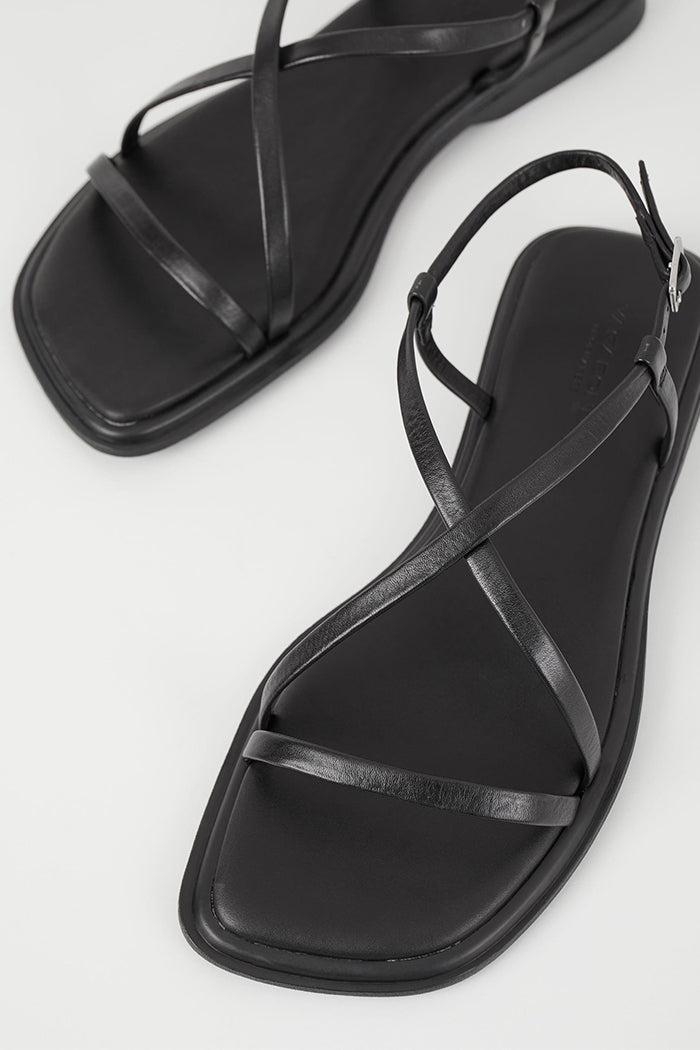 Vagabond Izzy Criss Cross Sandal - Black