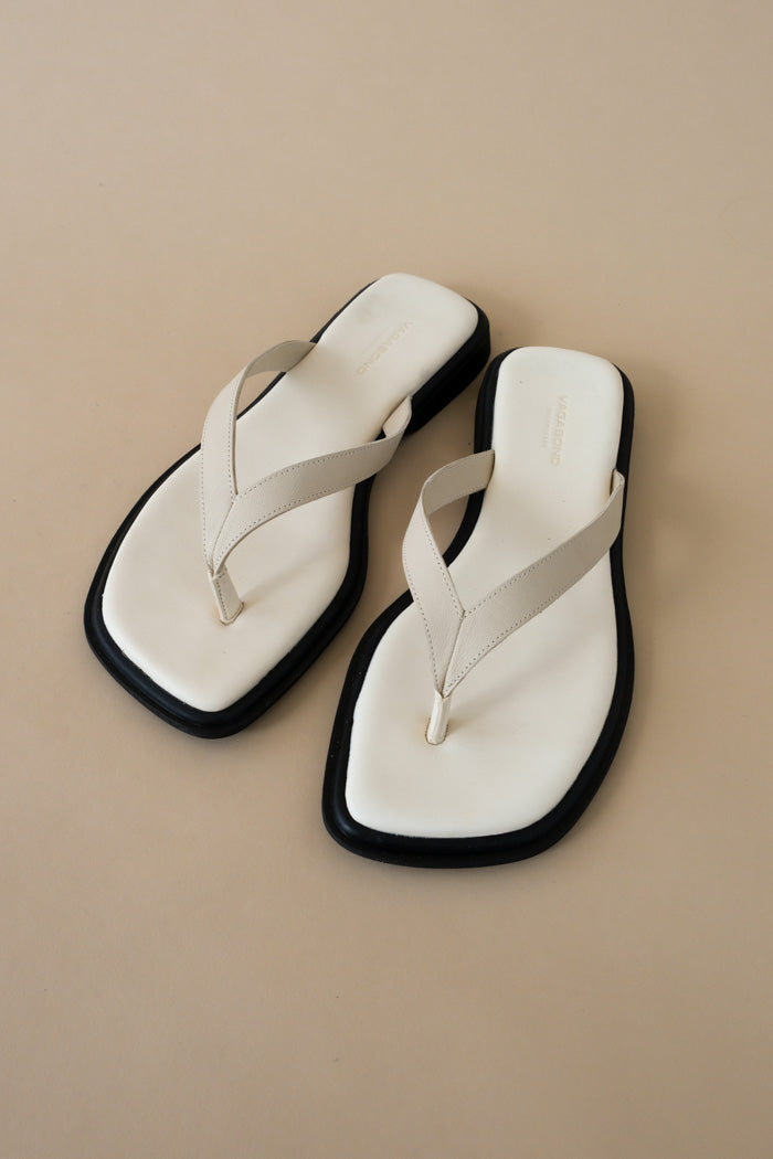 Vagabond Izzy Thong Sandal - Off White