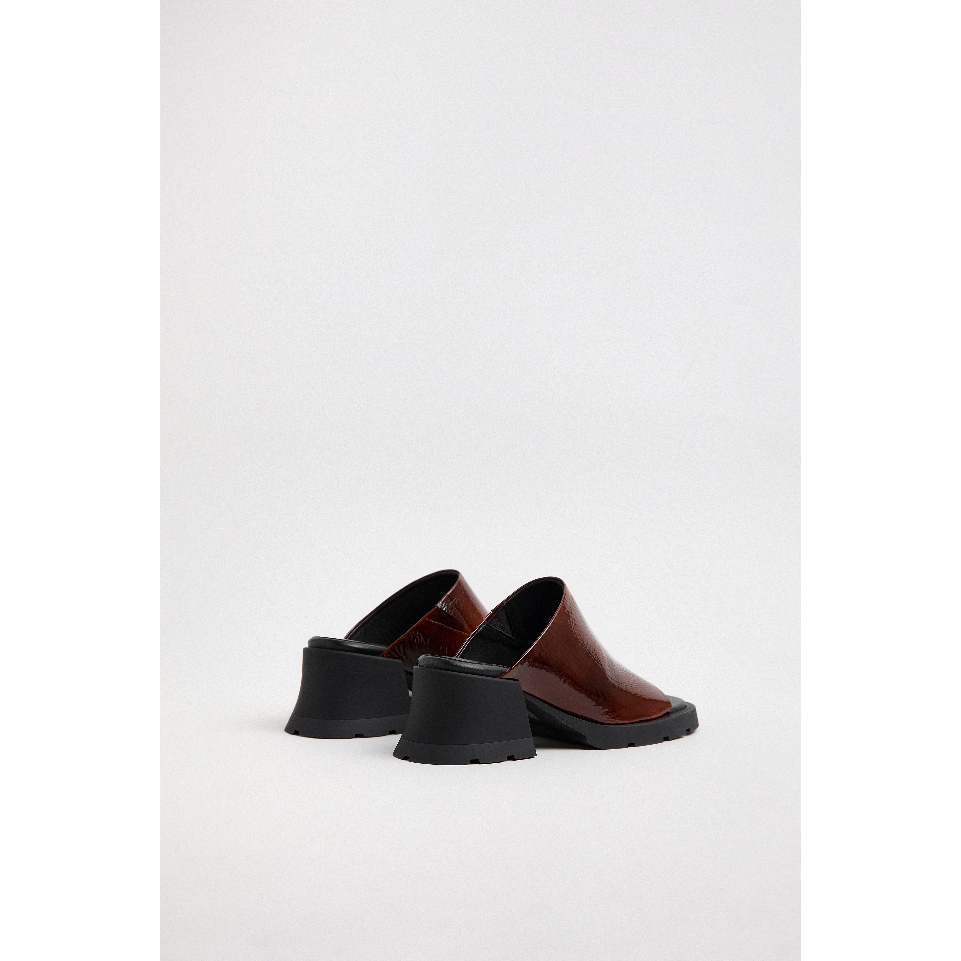 Miista Ini Sandals