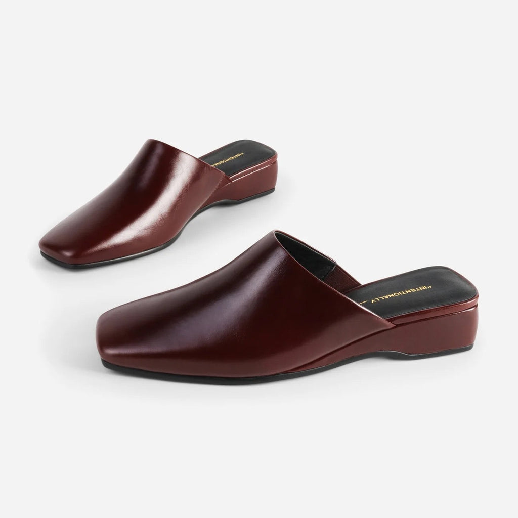 INTENTIONALLY __________. Marer Mule