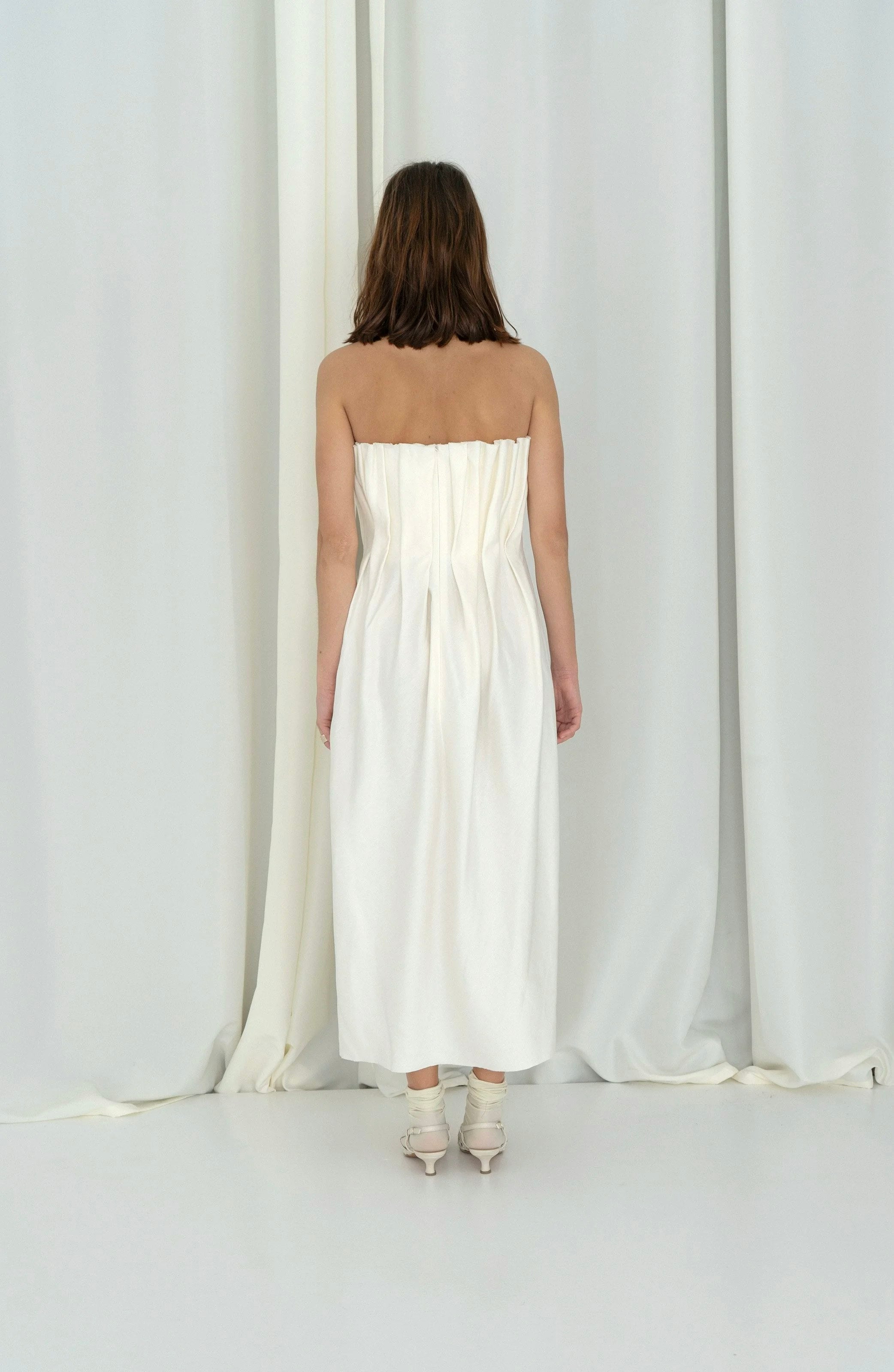 K M by L A N G E Plombir Linen Pleated Dress - Cream