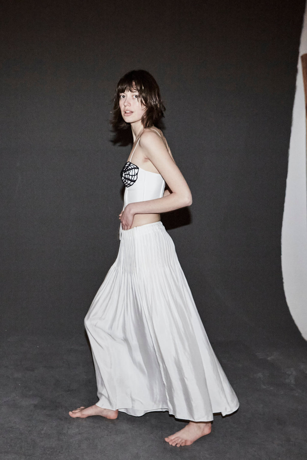 K M by L A N G E Uman Pleated Skirt - White