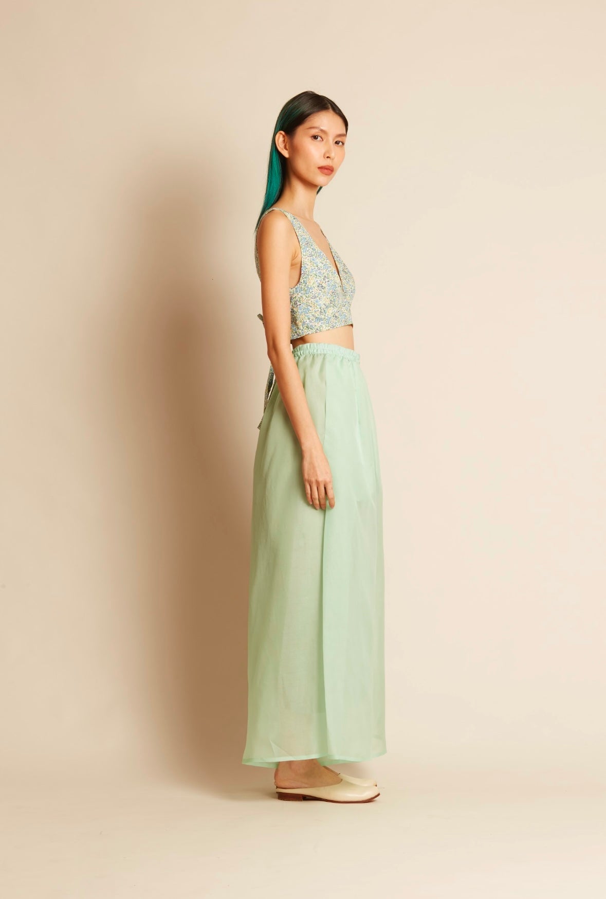 KAAREM La Lan Bralette Open Back Top w/ Tie - Blue Green Floral Print