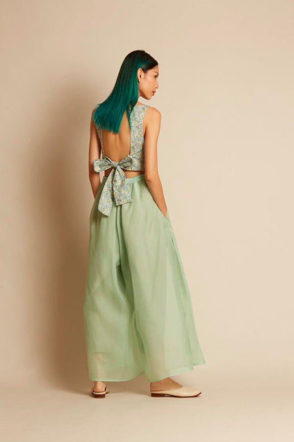 KAAREM La Lan Bralette Open Back Top w/ Tie - Blue Green Floral Print