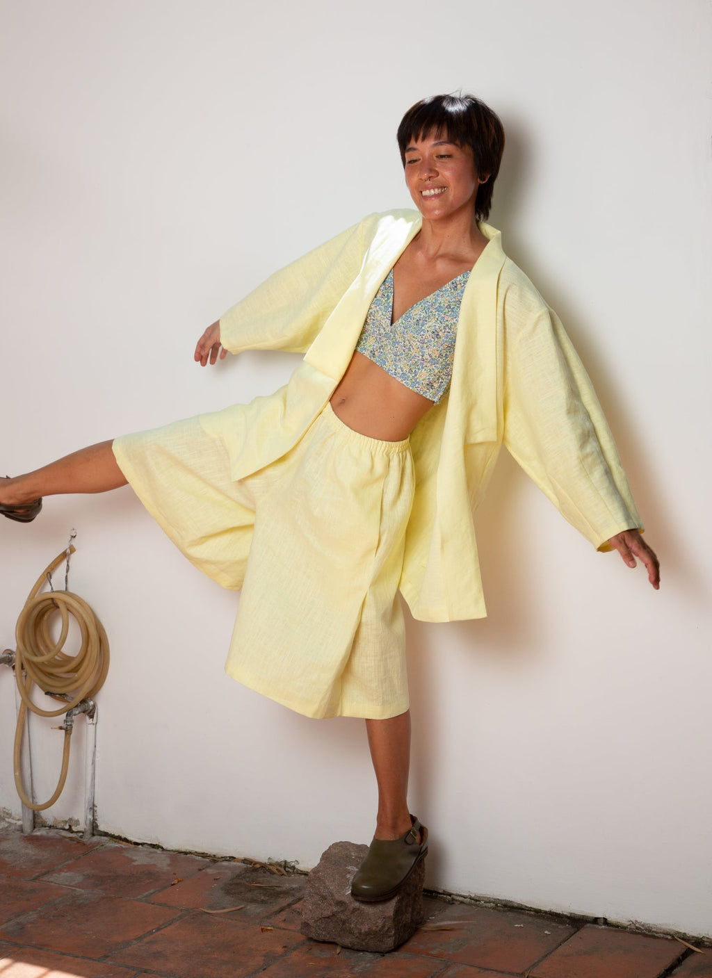 KAAREM La Lan Bralette Open Back Top w/ Tie - Blue Green Floral Print