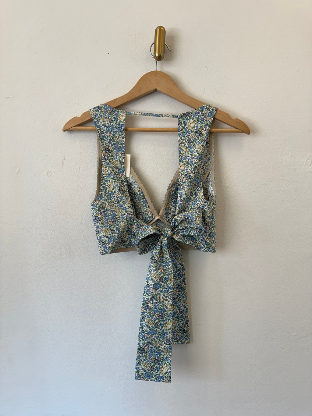 KAAREM La Lan Bralette Open Back Top w/ Tie - Blue Green Floral Print