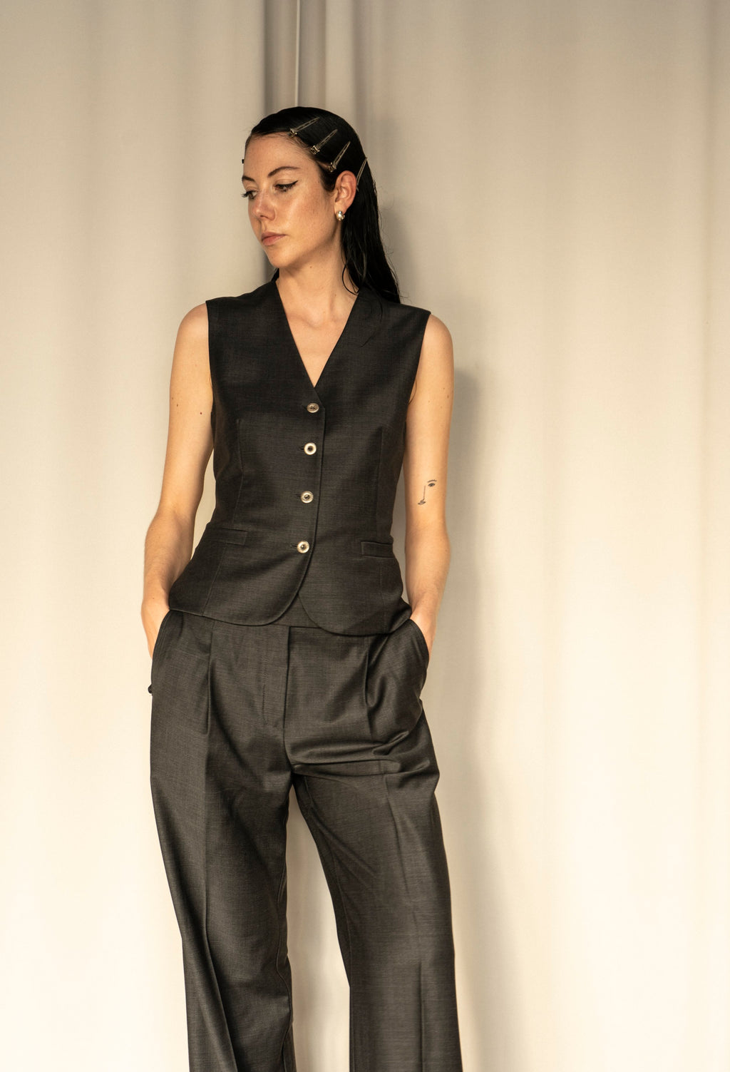 K M by L A N G E Kharkiv Wool Open Back Vest - Grey