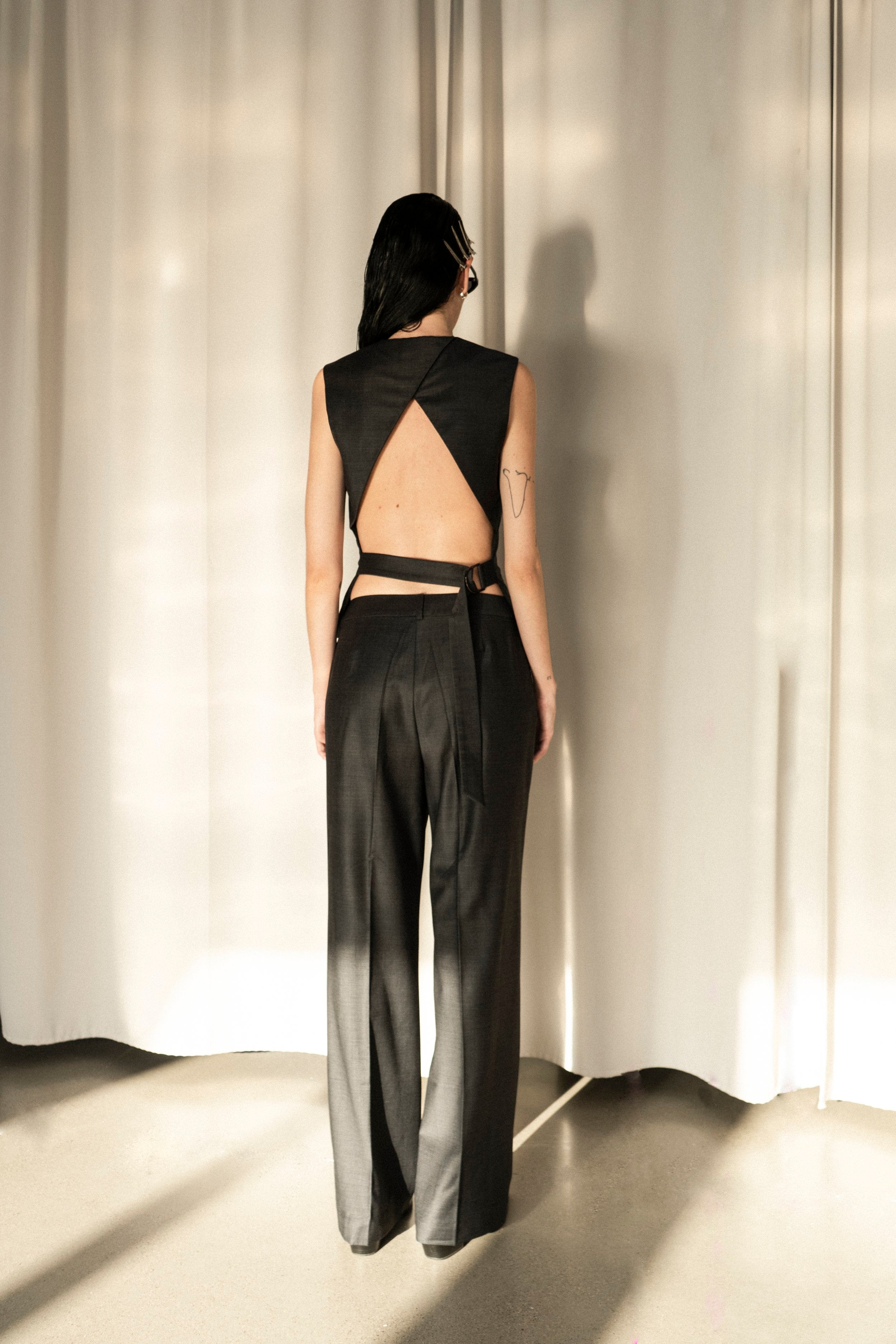 K M by L A N G E Kharkiv Wool Open Back Vest - Grey