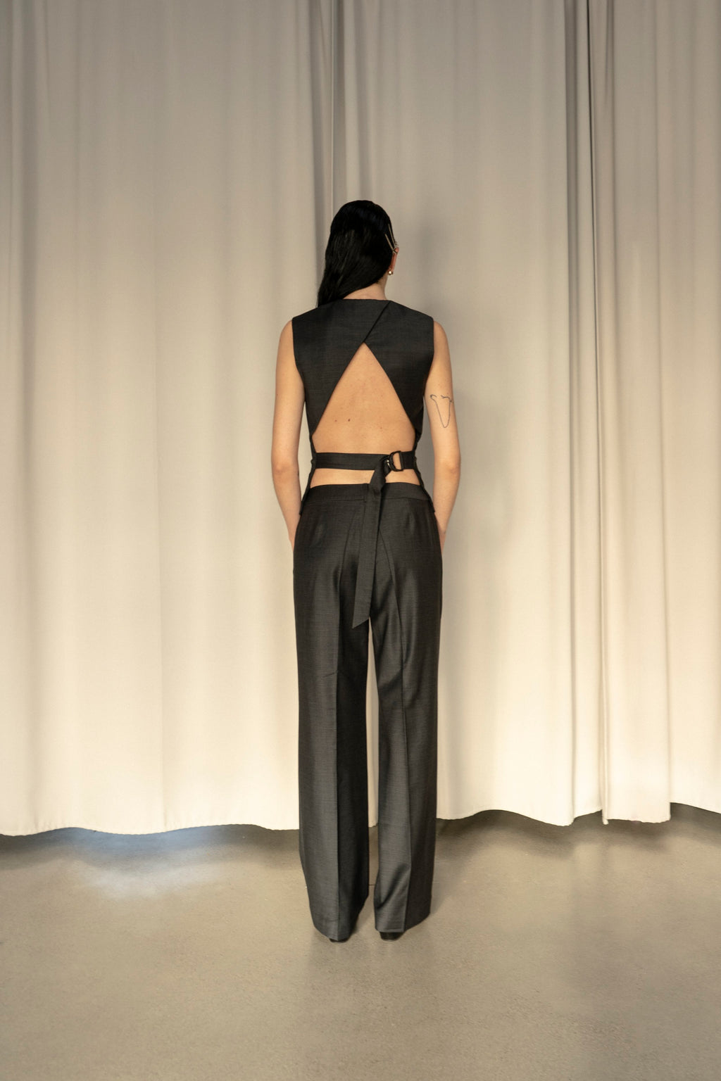 K M by L A N G E Kharkiv Wool Open Back Vest - Grey