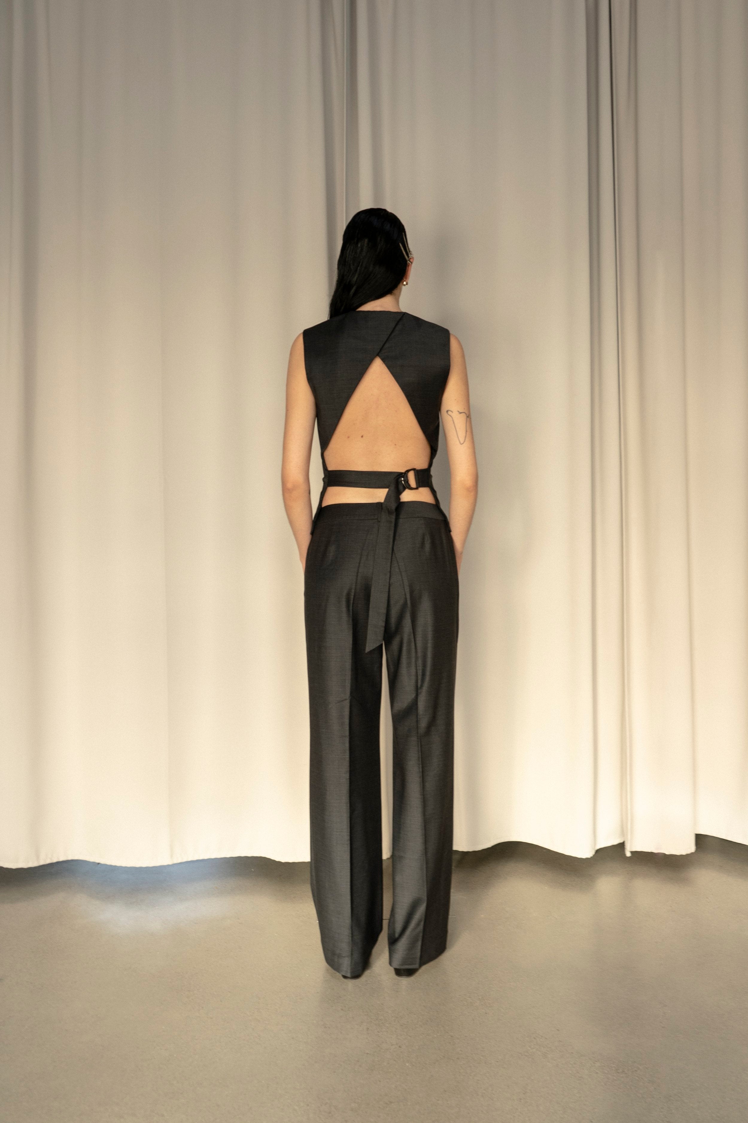 K M by L A N G E Kharkiv Wool Open Back Vest - Grey