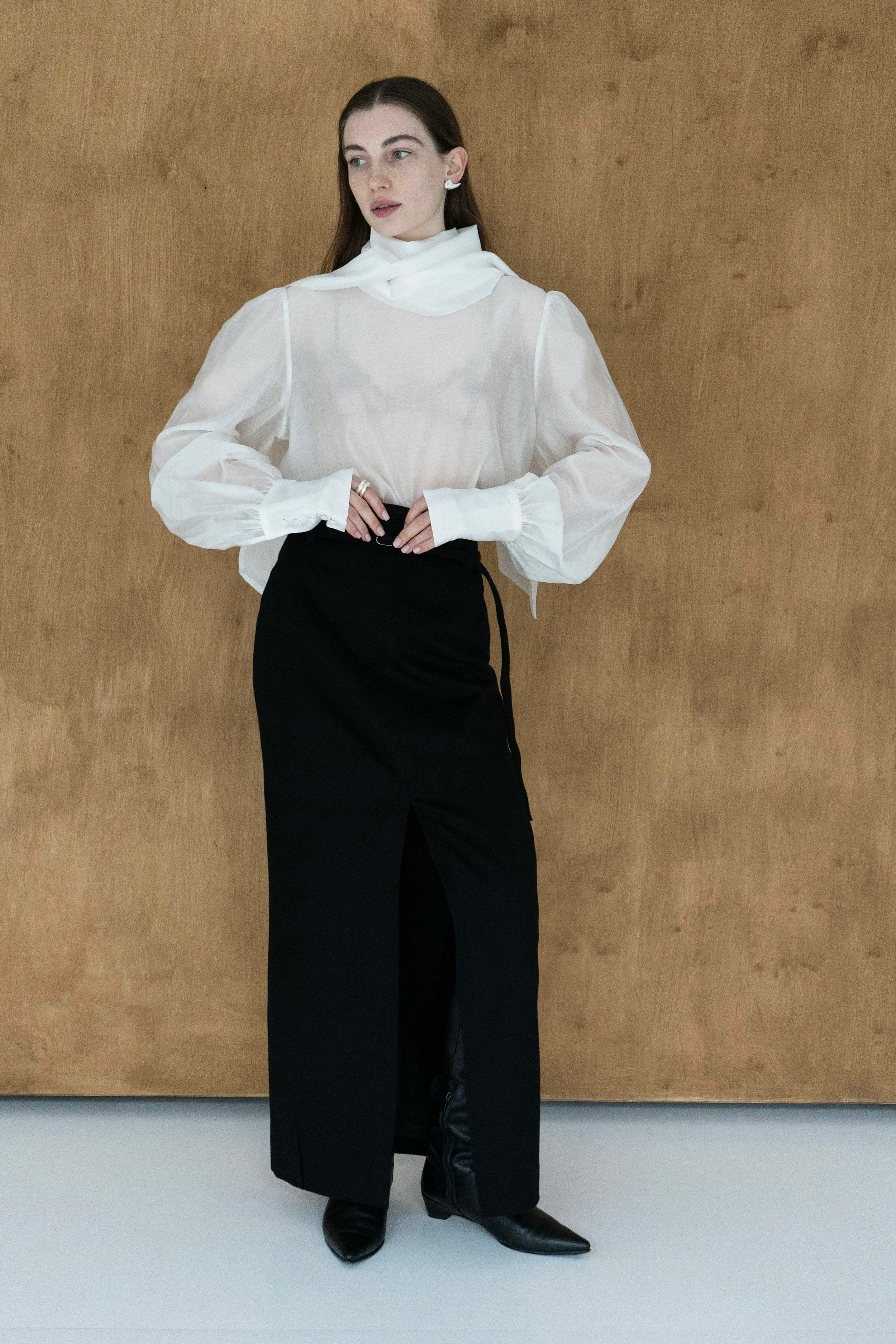 K M by LANGE Chernozem Pencil Cashmere Skirt - Black