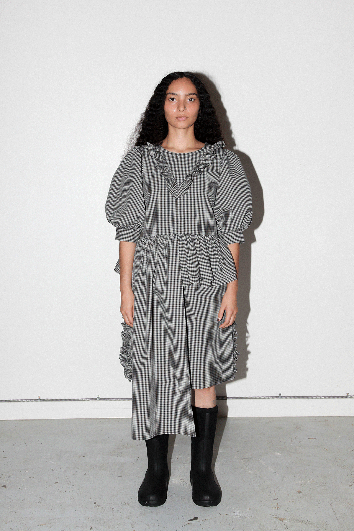 KkCo Ruffle Scoria Short