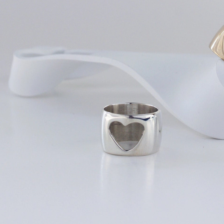 L.Greenwalt Jewelry Heart Ring
