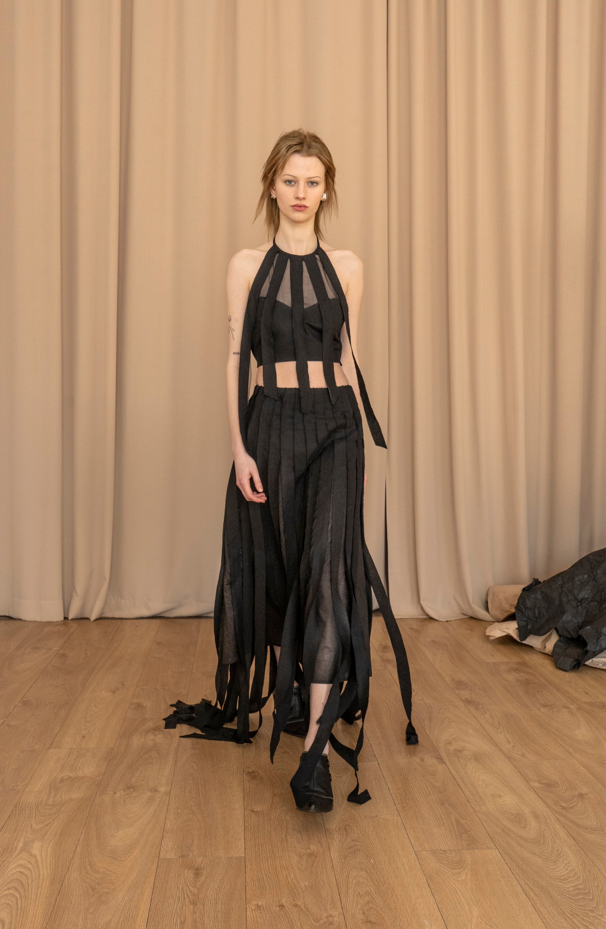 K M by L A N G E Lapsha Linen Top - Black