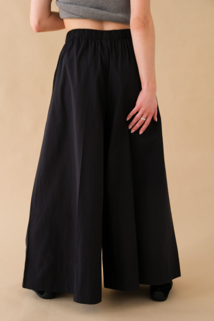 Rita Row Lobe Pants - Black