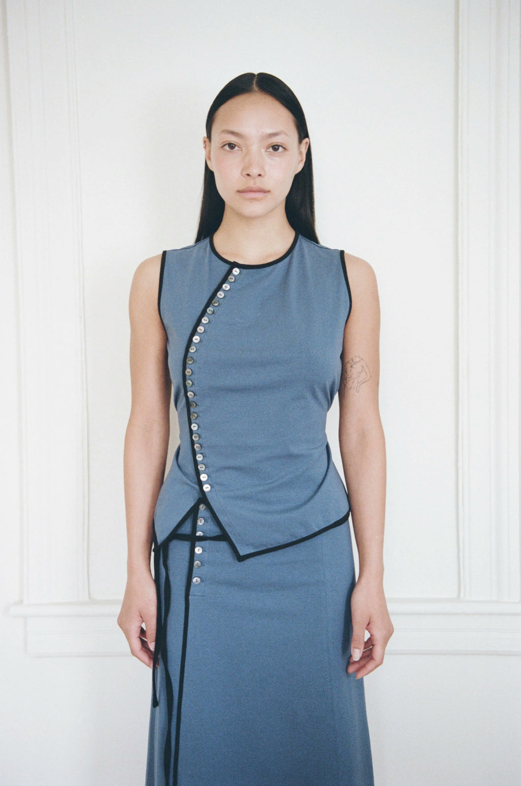 LOVETHANKS Caro Sleeveless Top