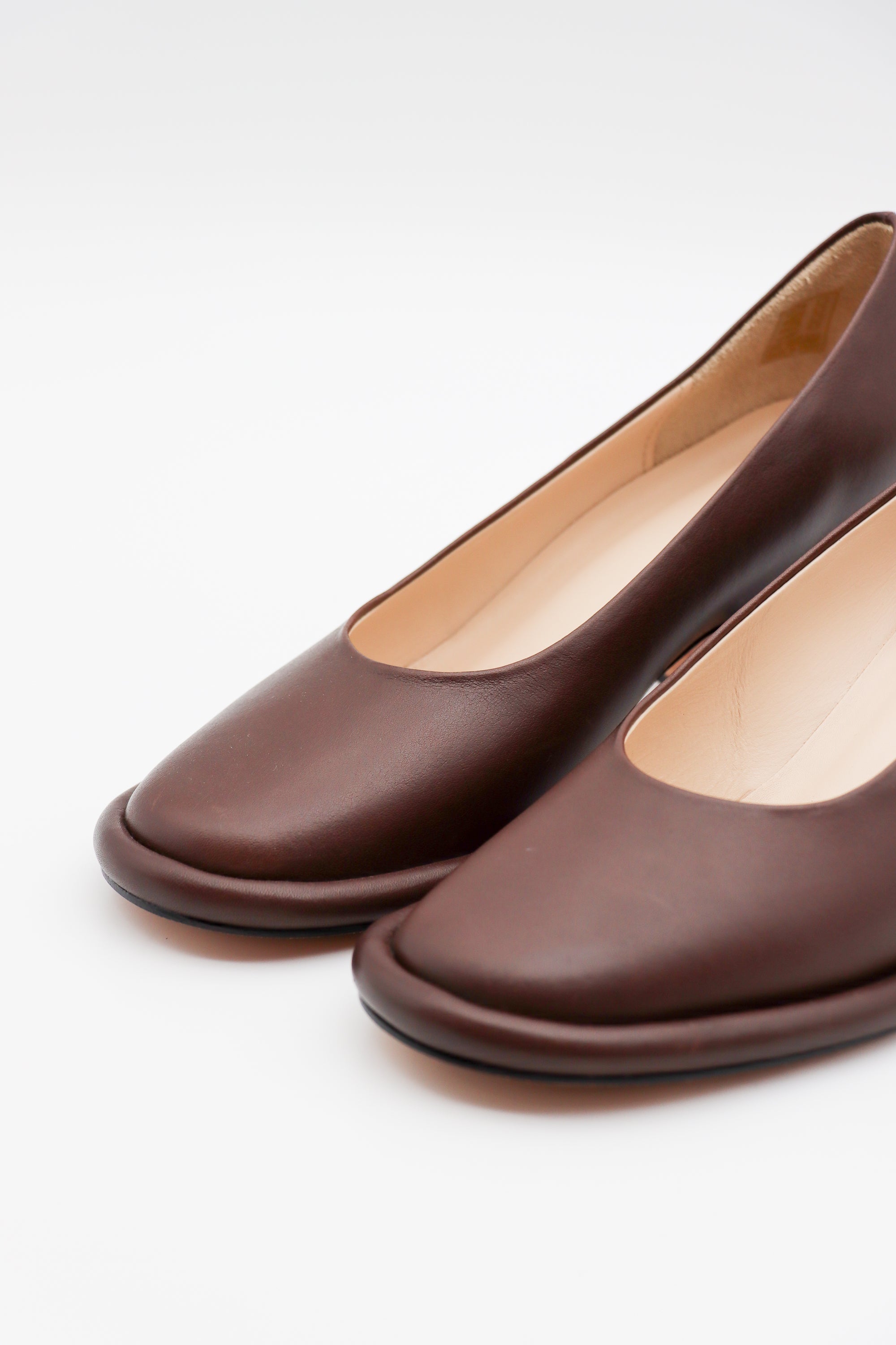 Lauren Manoogian Arch Pump